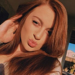 Meet your Posher, Paige